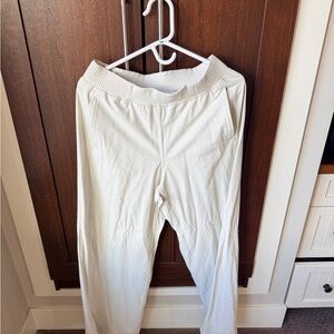 Lululemon Athletica Cream Pants